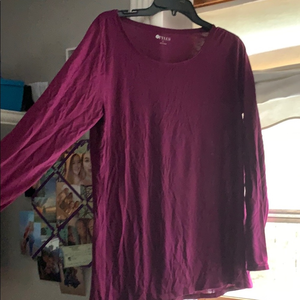 long sleeve t-shirt